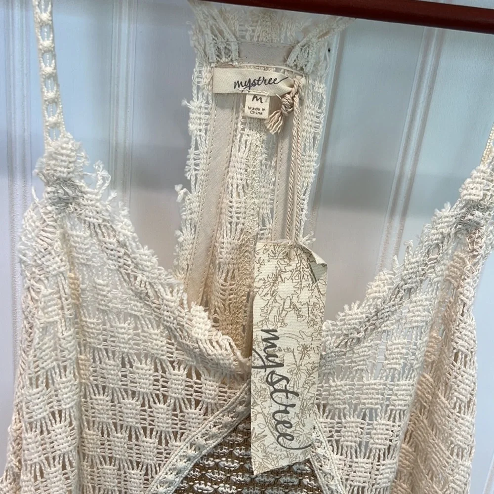 Mystree Racer Back Crochet Top - Picture 5 of 9